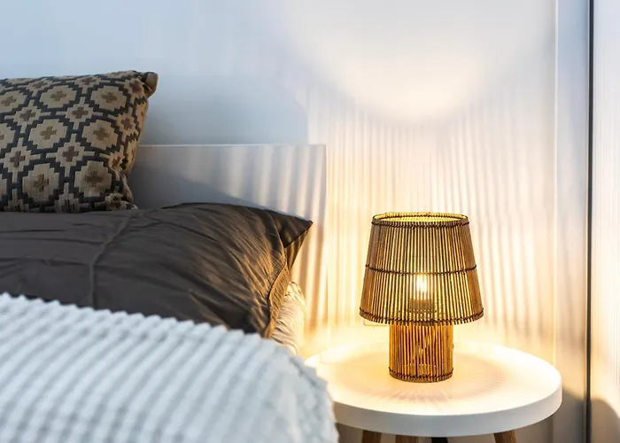 Munkacsy By Hbo Peçuy